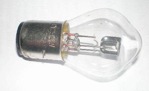 Żarówka 12v 21w ba15s