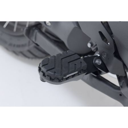 Zestaw podnóżków SW MOTECH ION HONDA XL 750