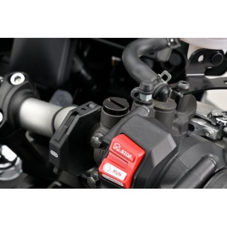 Zaślepka lusterka DAYTONA LEWA M10 X 1,25