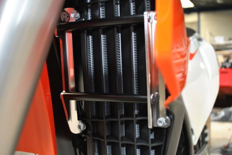 Osłony chłodnicy aluminiowe AXP HUSQVARNA FC 250